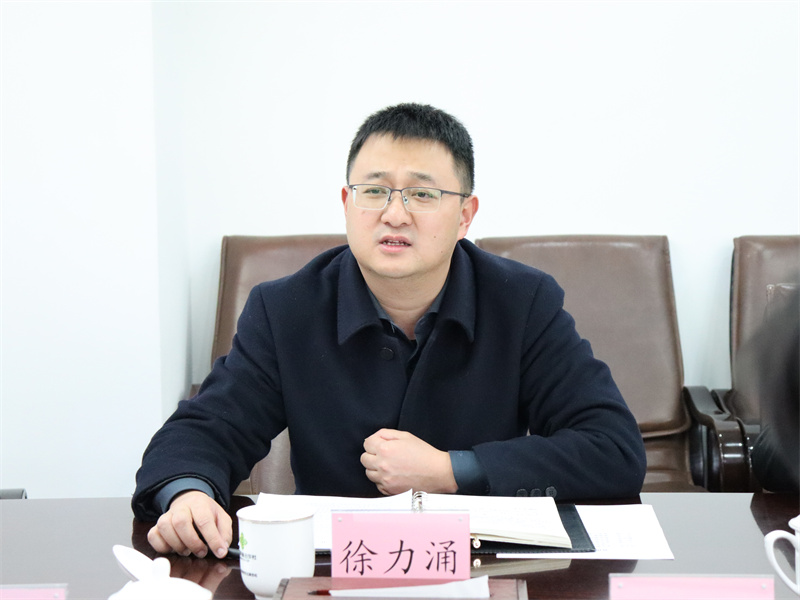 楊武秀會見萬源市委常委、副市長徐力涌一行