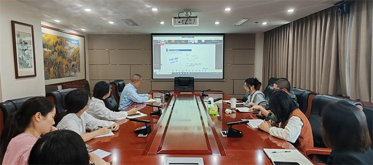 集團公司召開與國海良時期貨公司期權(quán)業(yè)務(wù)知識專題培訓